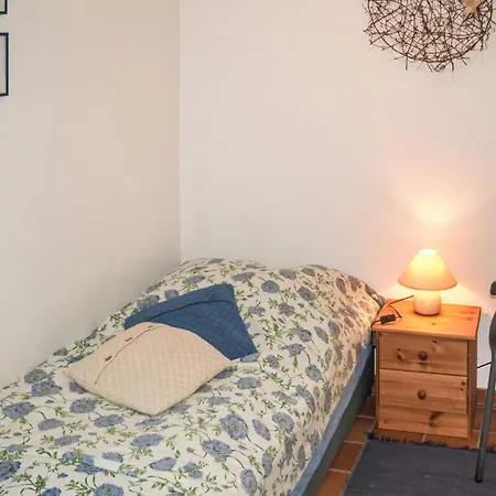 2 Bedroom Amazing In Apartment *
